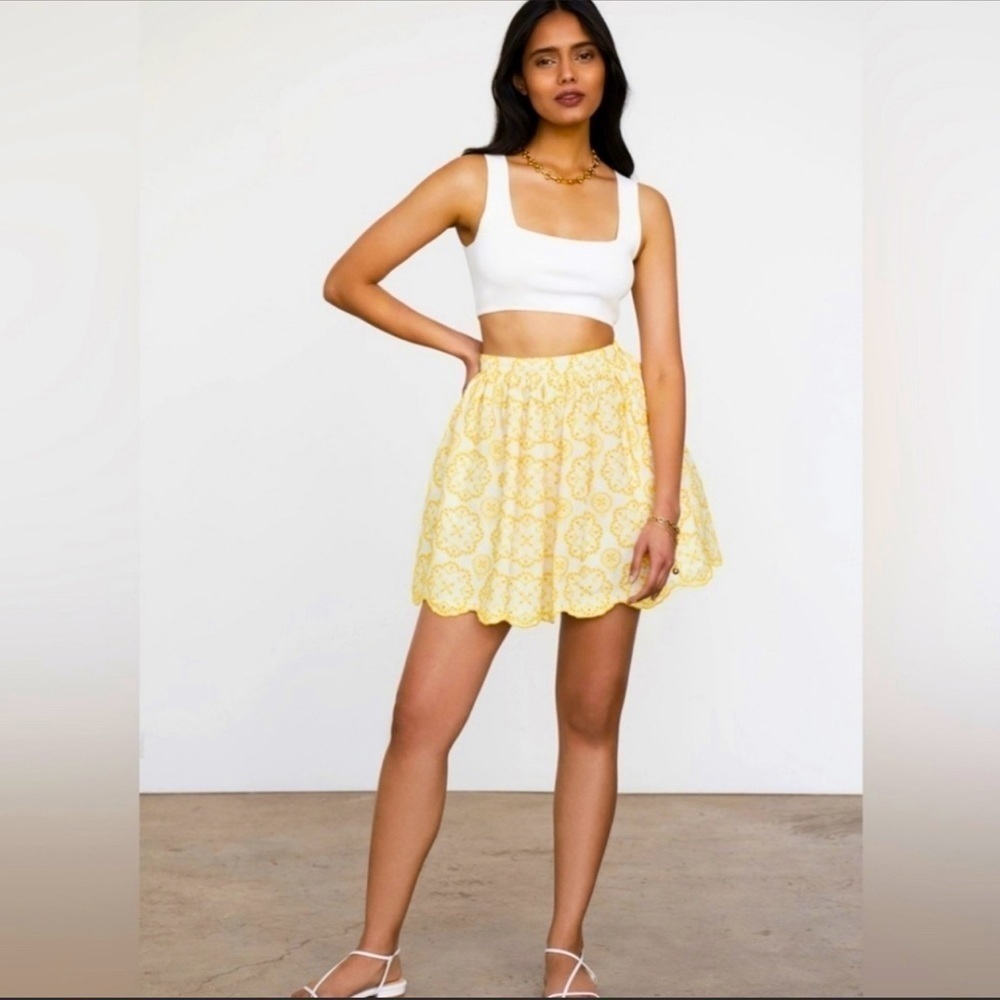 CARTOLINA Nantucket Chloe Pull on Skirt Yellow Embroidered Size M NWT